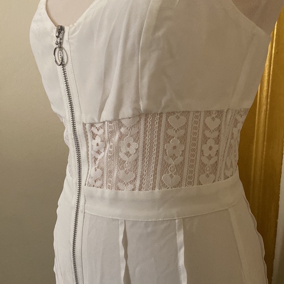 Lovebird Lace Midi Dress, White - Picture 4 of 5